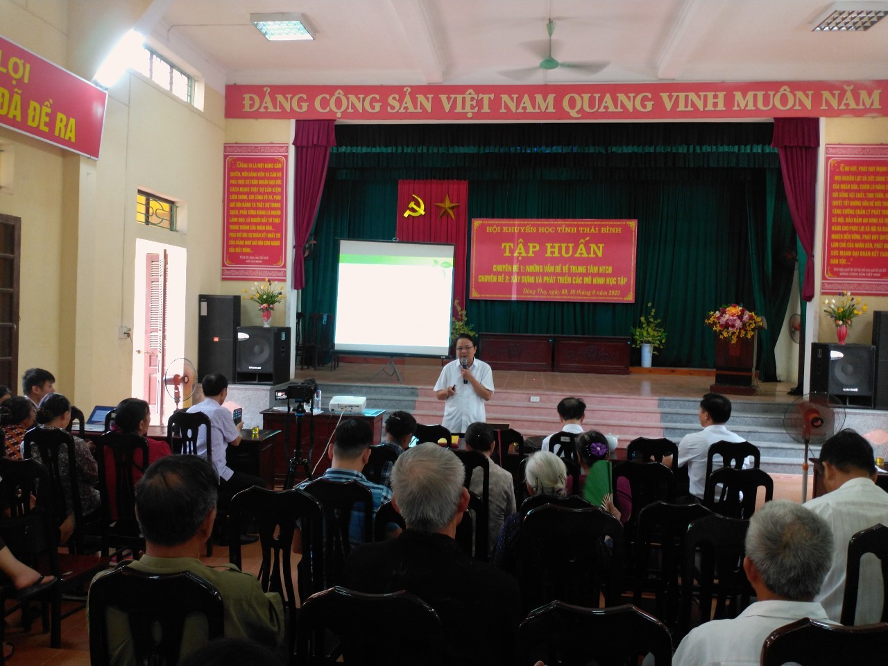 26 năm xây dựng và phát triển Trung tâm học tập cộng đồng ở Việt Nam.